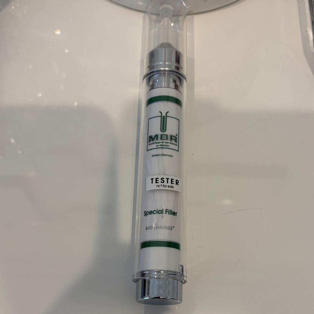 Banana Republic Special Filler Skin Serum - White